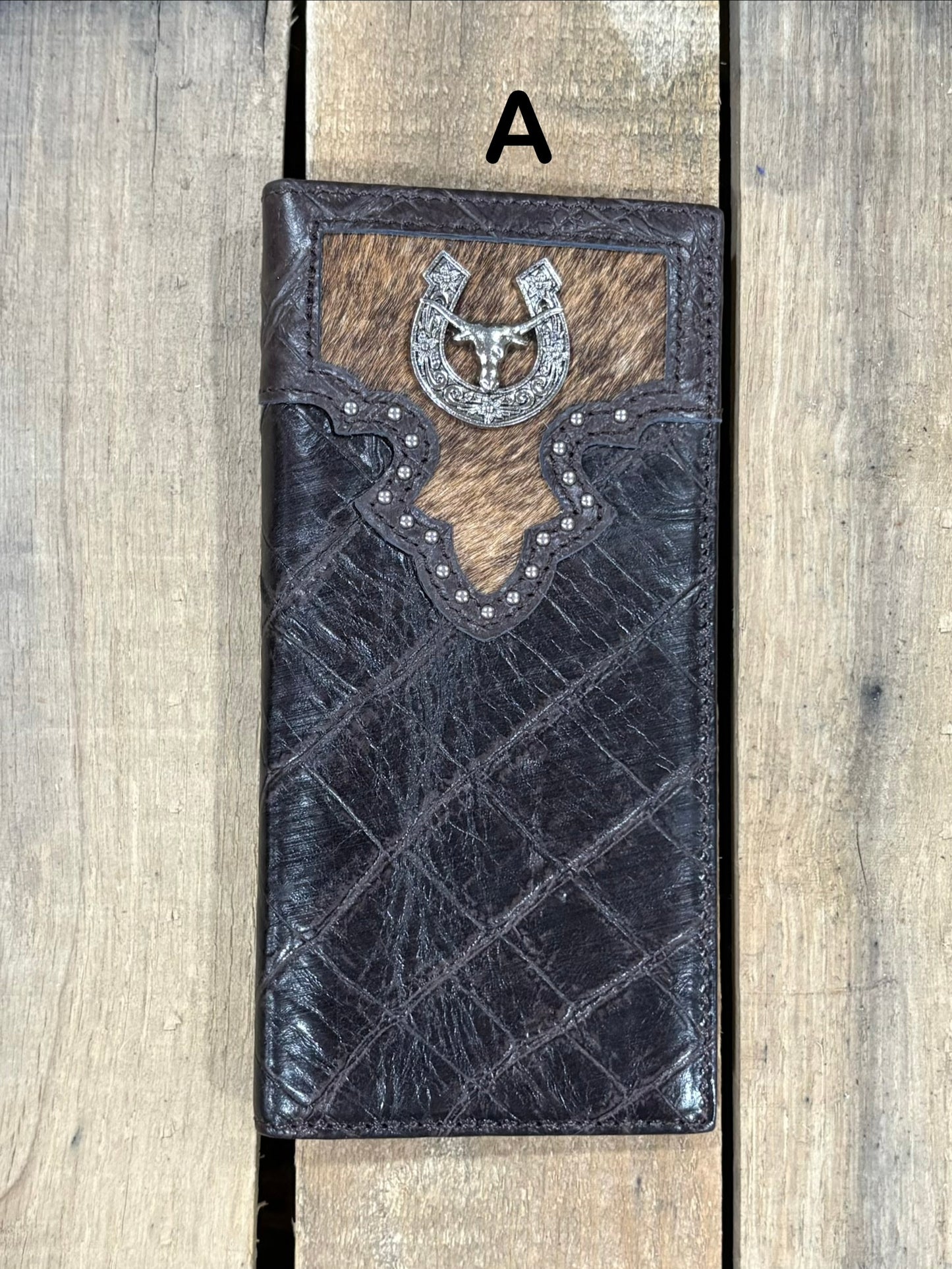 Coffee Brown alligator print checkbook wallet with a Longhorn Concho on a cowhide inlay. Front View