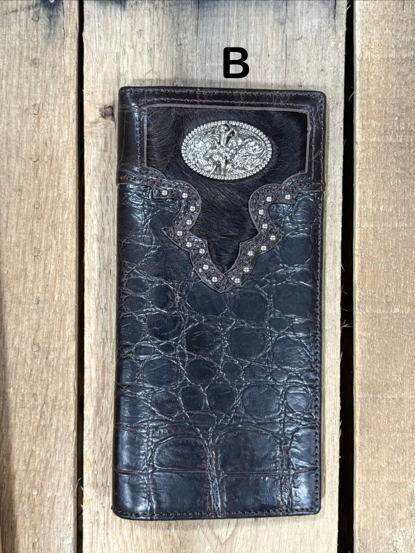 Coffee Brown alligator print checkbook wallet with a cowhide inlay featuring a Bull Rider Concho. Front View