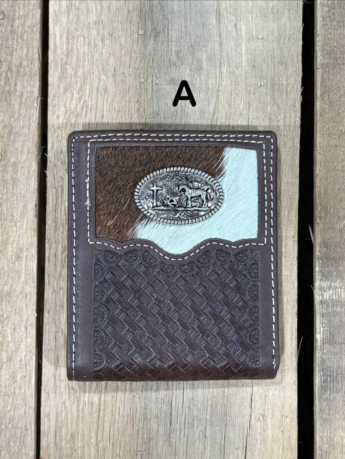 This Coffee Brown basketweave leather wallet has a cowhide inlay featuring a Praying Cowboy Concho. 